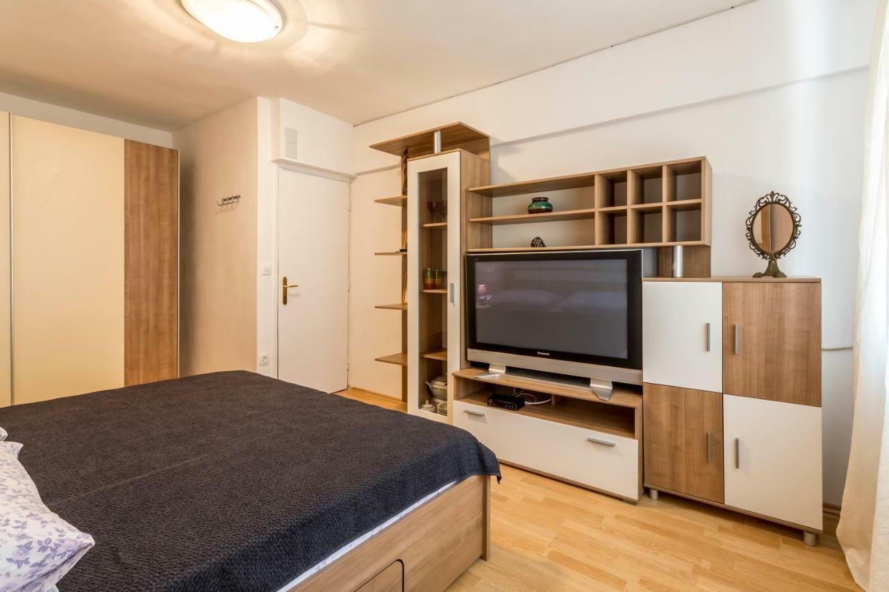 Modern Apartment Near The Beach And Center Of Split Ngoại thất bức ảnh
