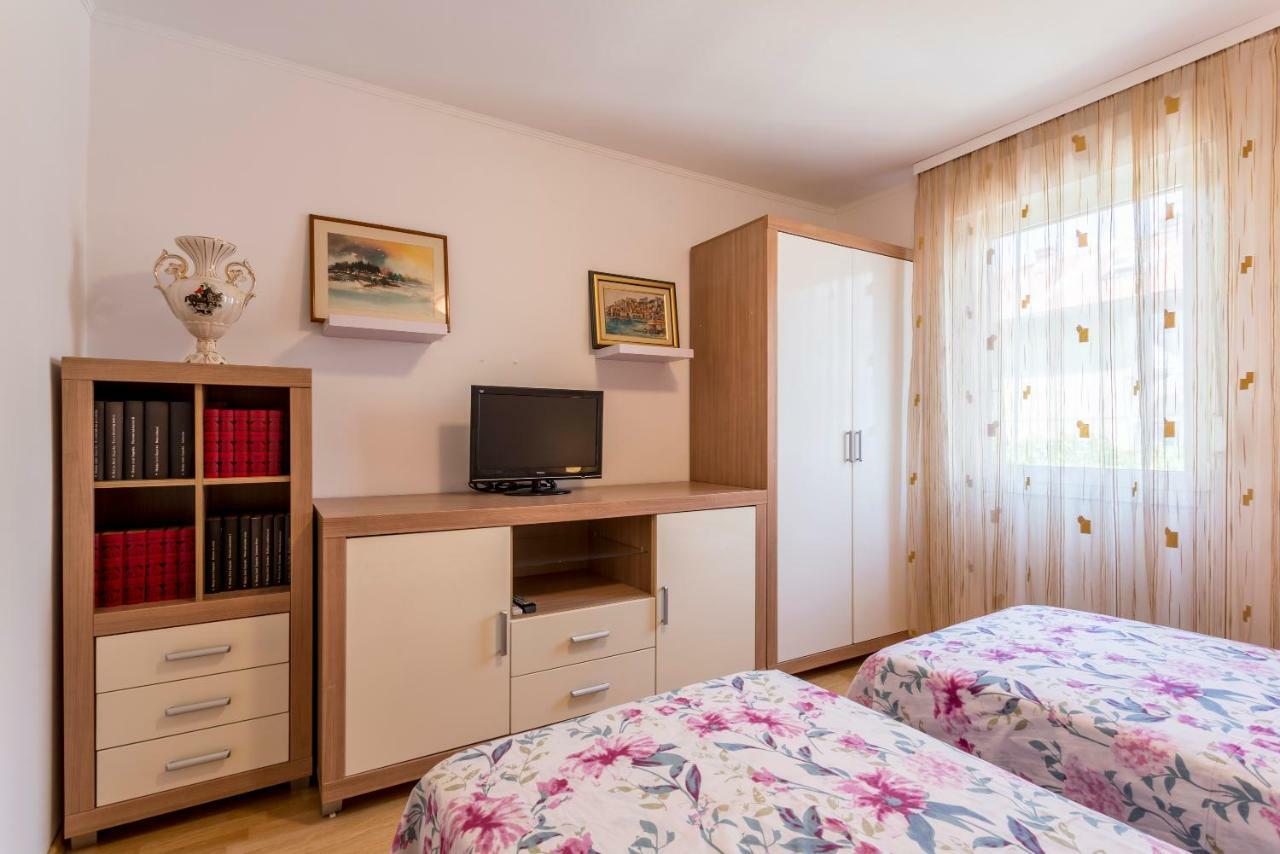 Modern Apartment Near The Beach And Center Of Split Ngoại thất bức ảnh